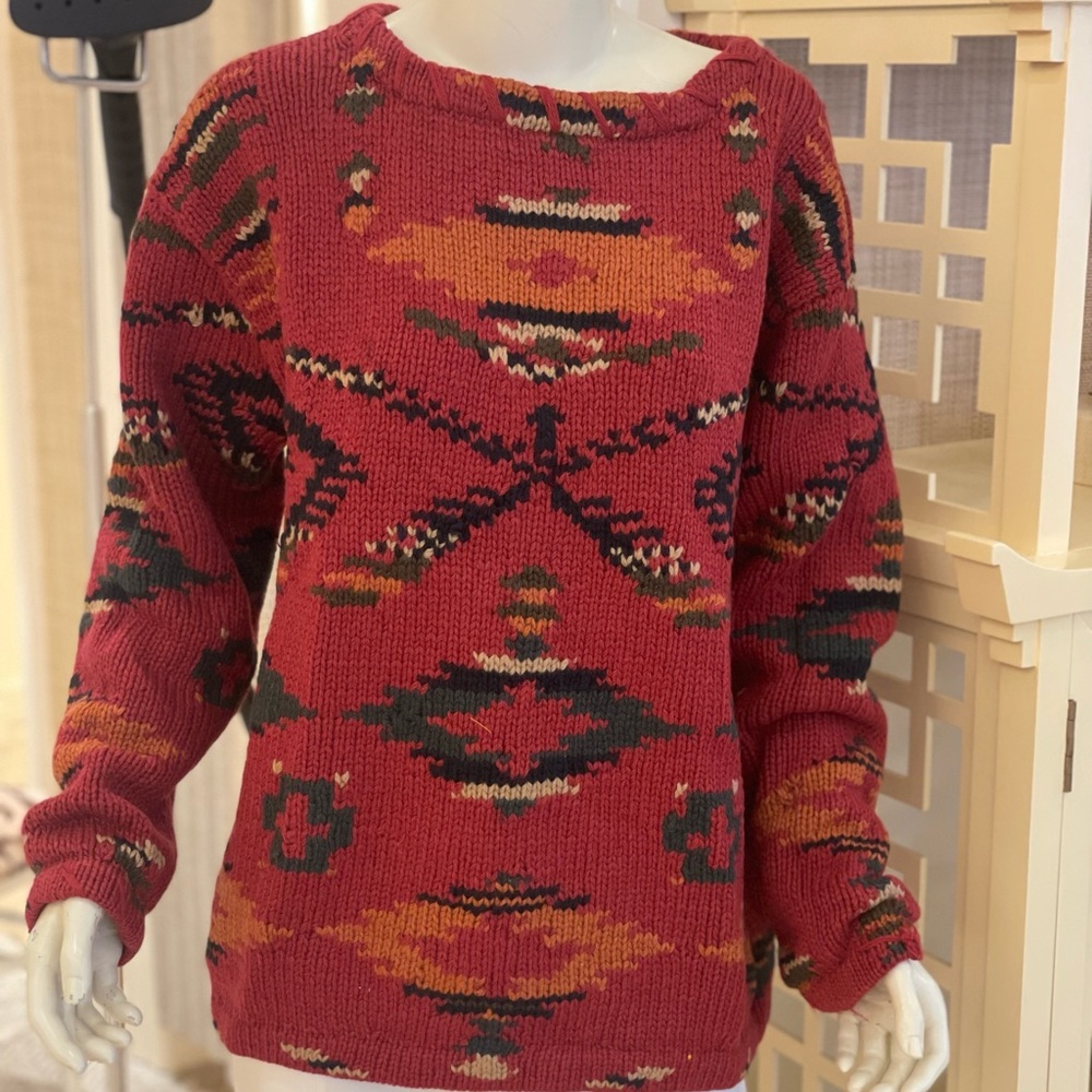 Ralph Lauren hand knit sweater. Perfect condition. Vintage. Size medium.